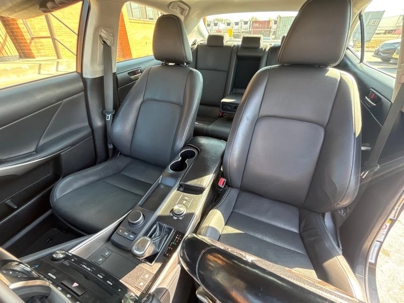 2018 Lexus IS 3rd Gen - Image 11 of 19