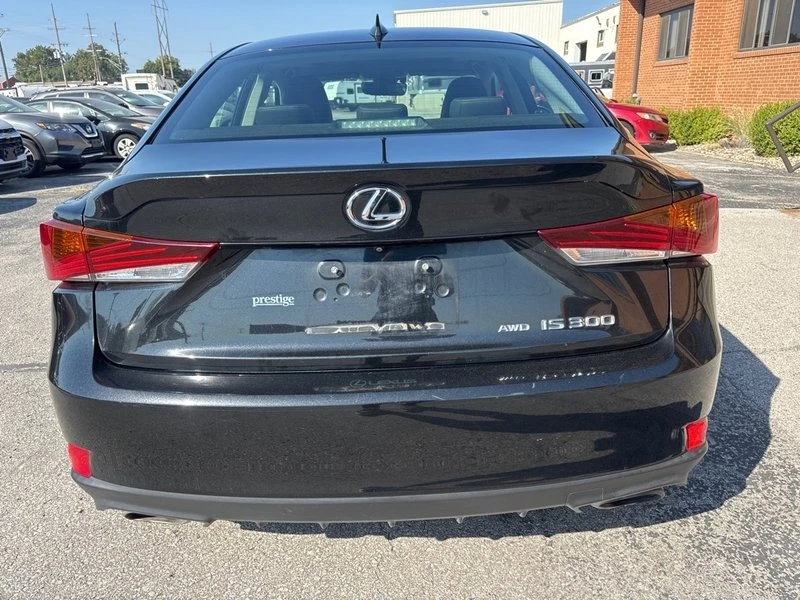 2018 Lexus IS 3rd Gen - Image 8 of 19