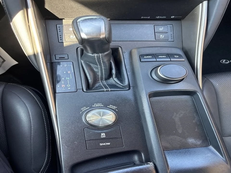 2018 Lexus IS 3rd Gen - Image 15 of 19