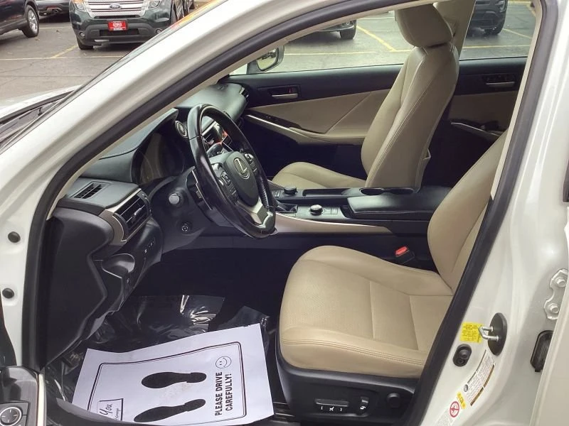2018 Lexus IS 3rd Gen - Image 9 of 17