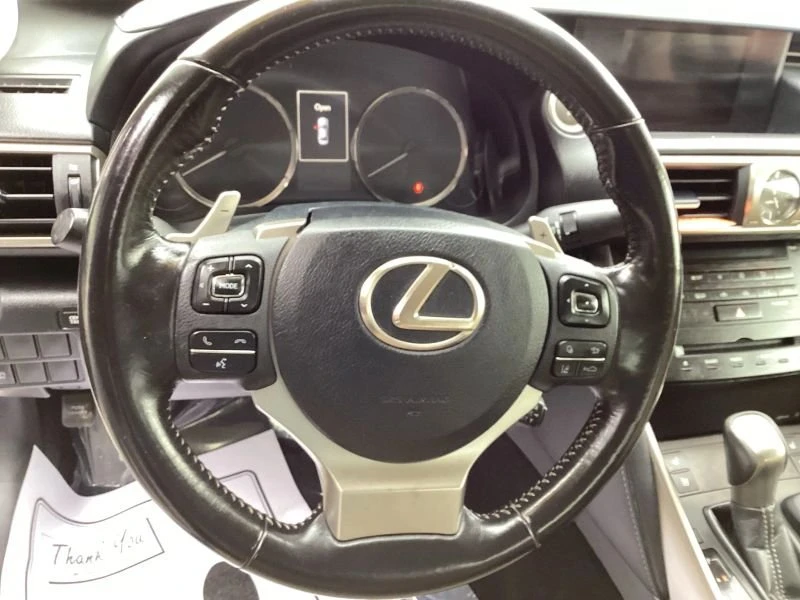 2018 Lexus IS 3rd Gen - Image 16 of 20