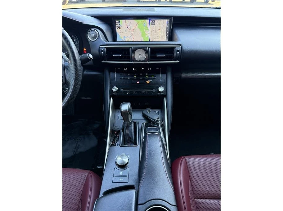 2018 Lexus IS 3rd Gen - Image 11 of 20