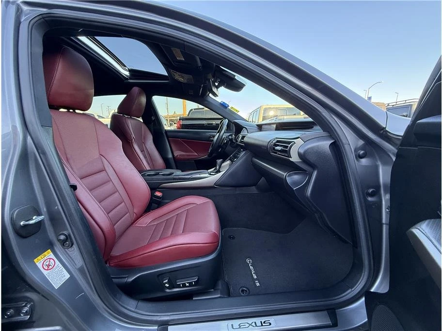 2018 Lexus IS 3rd Gen - Image 13 of 20