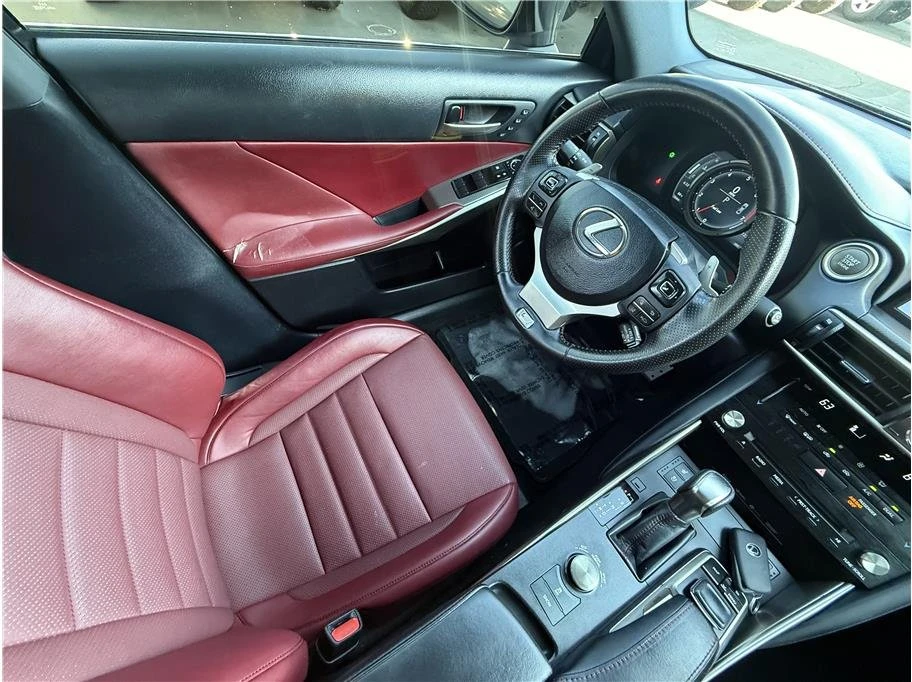 2018 Lexus IS 3rd Gen - Image 10 of 20