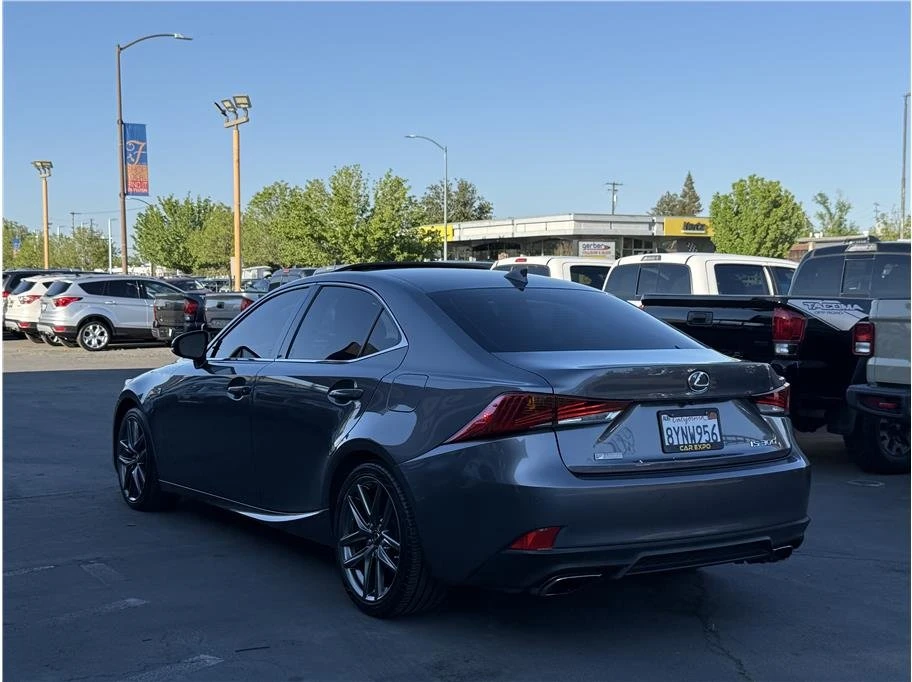 2018 Lexus IS 3rd Gen - Image 4 of 20