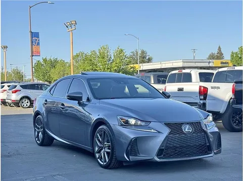 2018 Lexus IS 300 Sedan