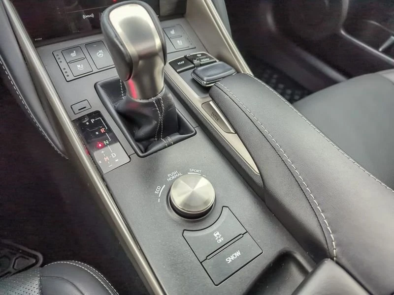 2018 Lexus IS 3rd Gen - Image 13 of 20