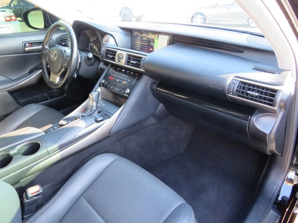 2018 Lexus IS 3rd Gen - Image 12 of 19