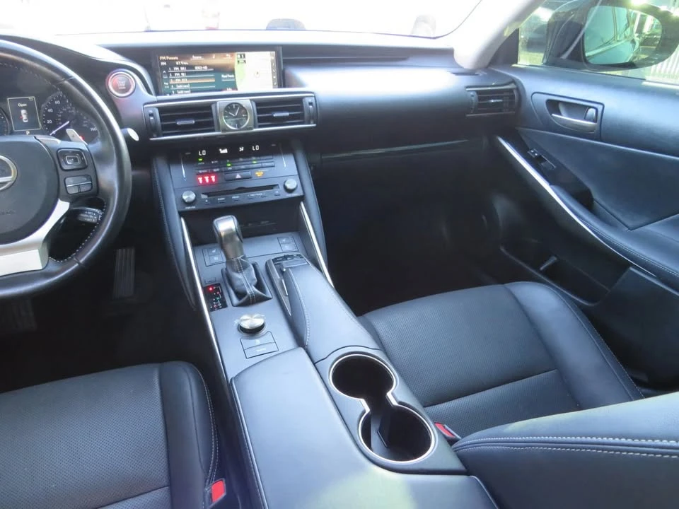 2018 Lexus IS 3rd Gen - Image 15 of 19