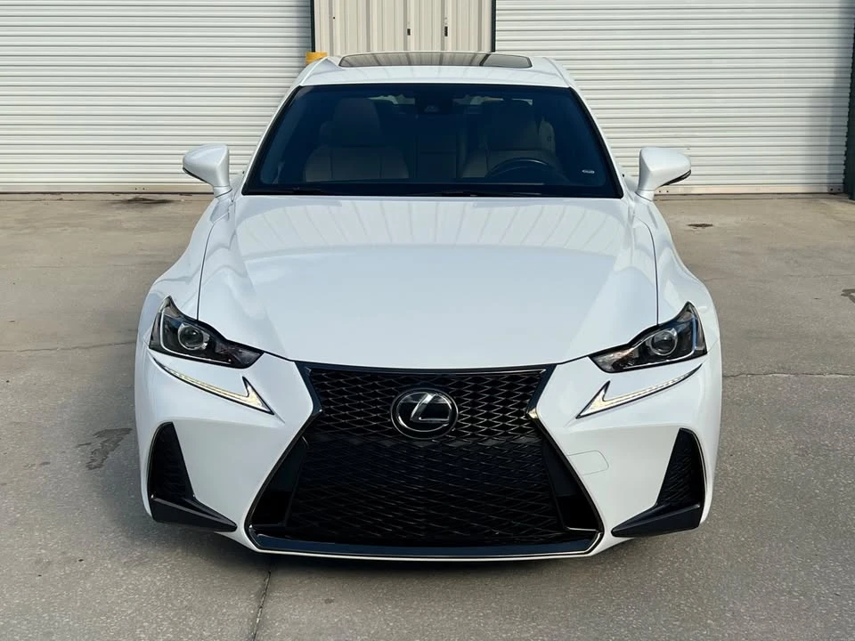2018 Lexus IS 3rd Gen - Image 4 of 19