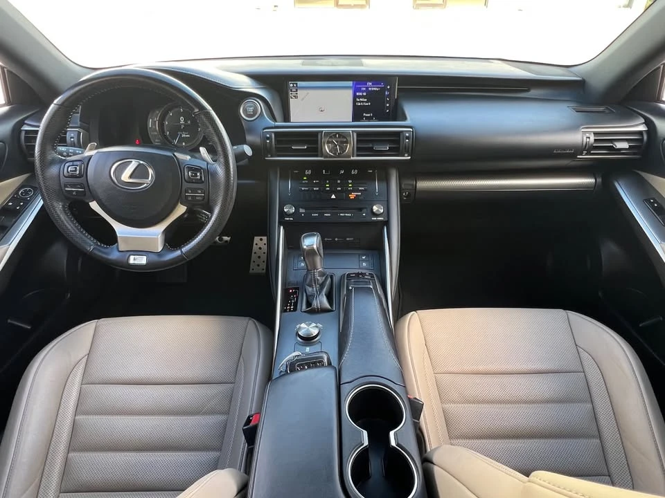 2018 Lexus IS 3rd Gen - Image 14 of 19