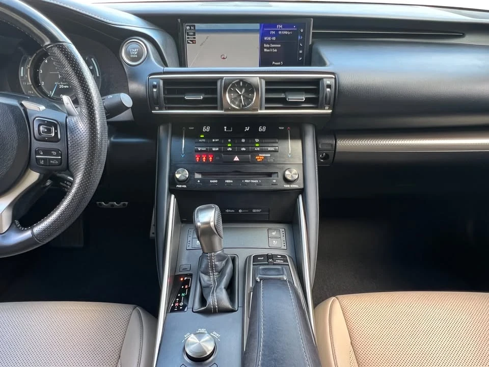2018 Lexus IS 3rd Gen - Image 15 of 19