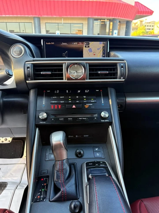 2018 Lexus IS 3rd Gen - Image 13 of 15