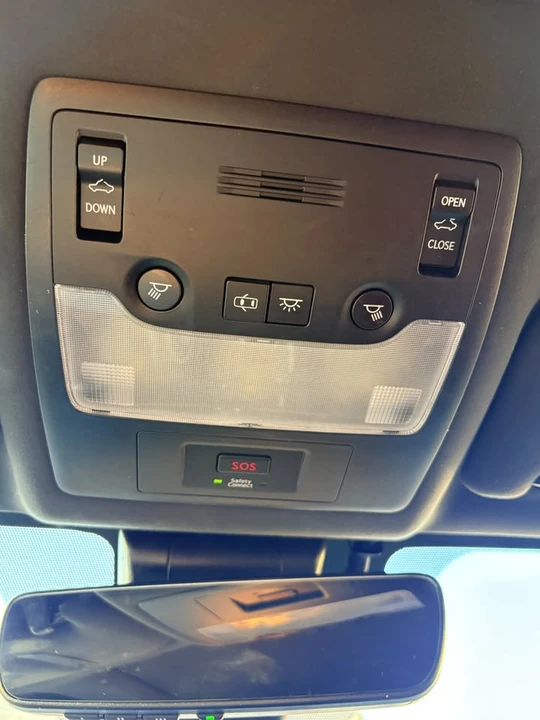 2018 Lexus IS 3rd Gen - Image 14 of 15