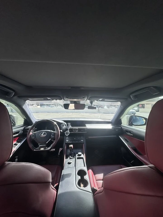 2018 Lexus IS 3rd Gen - Image 5 of 8