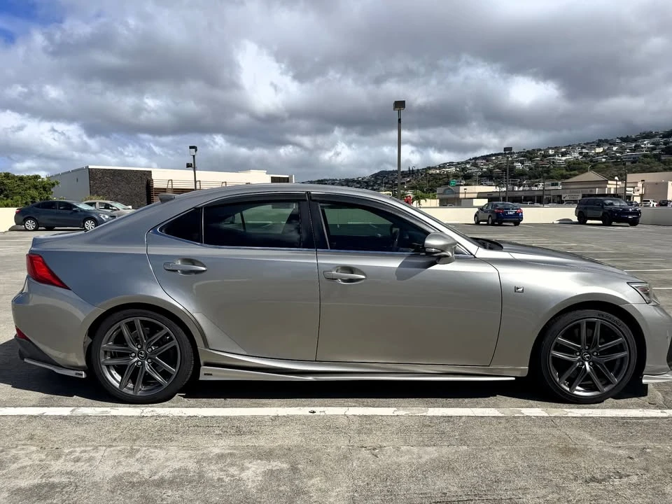 2018 Lexus IS 3rd Gen - Image 3 of 8