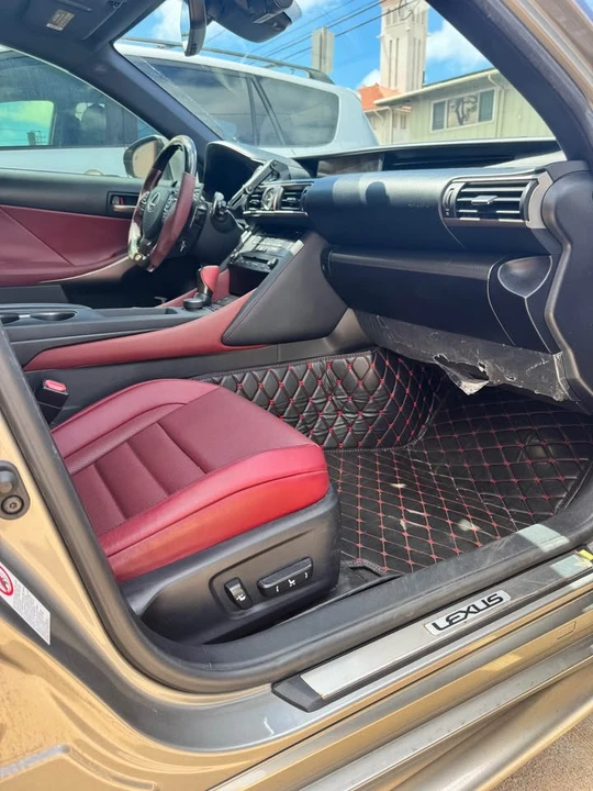 2018 Lexus IS 3rd Gen - Image 7 of 8