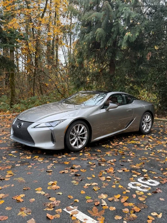 2018 Lexus LC - Image 13 of 16
