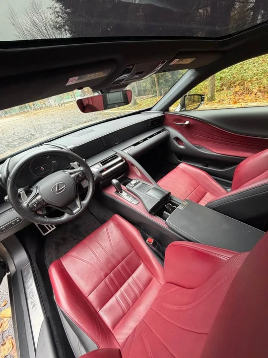 2018 Lexus LC - Image 7 of 16