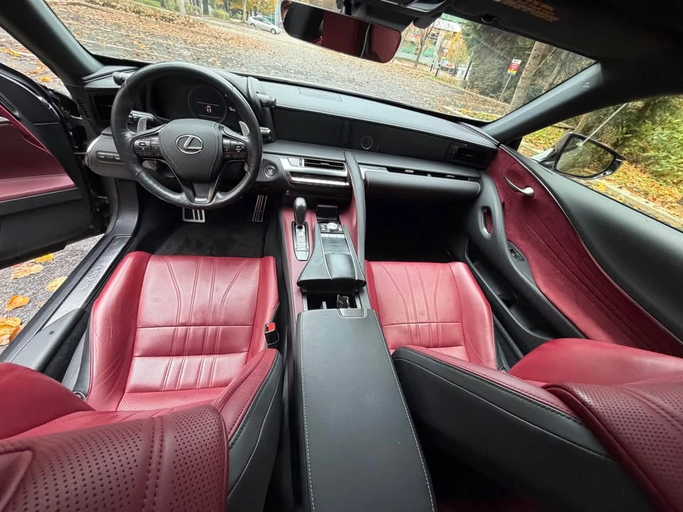 2018 Lexus LC - Image 8 of 16