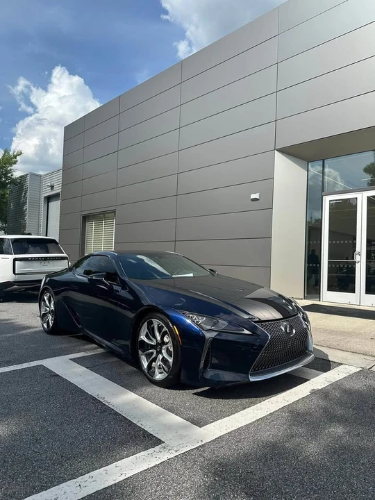 2018 Lexus LC - Image 4 of 6