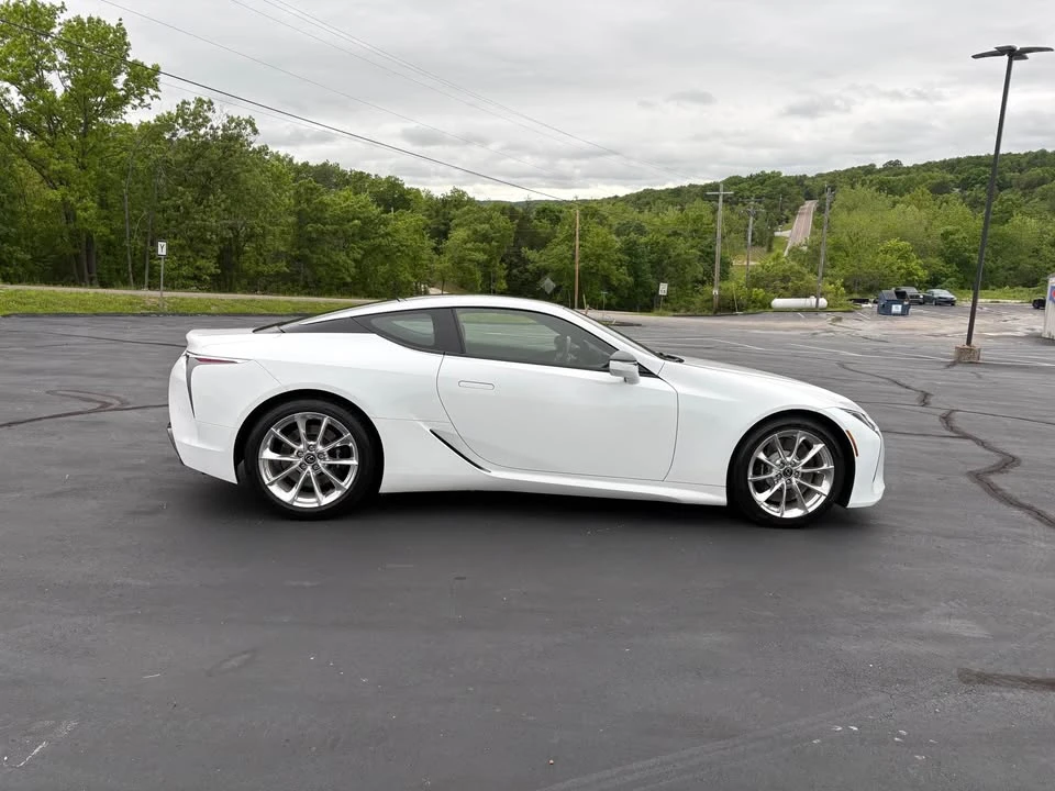 2018 Lexus LC - Image 6 of 16