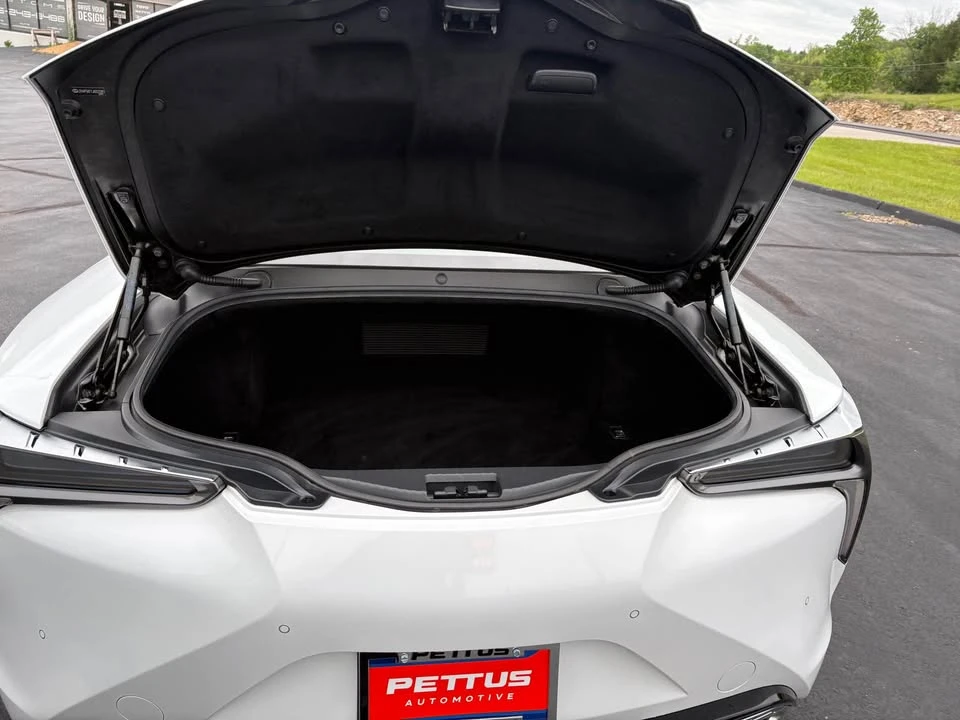 2018 Lexus LC - Image 10 of 16