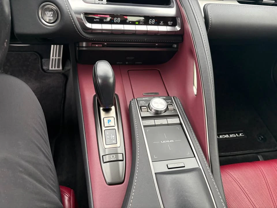 2018 Lexus LC - Image 14 of 16