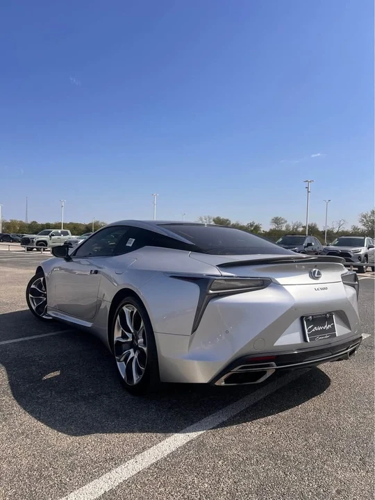 2018 Lexus LC - Image 3 of 7