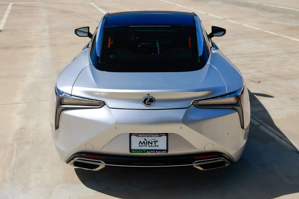 2018 Lexus LC - Image 13 of 14