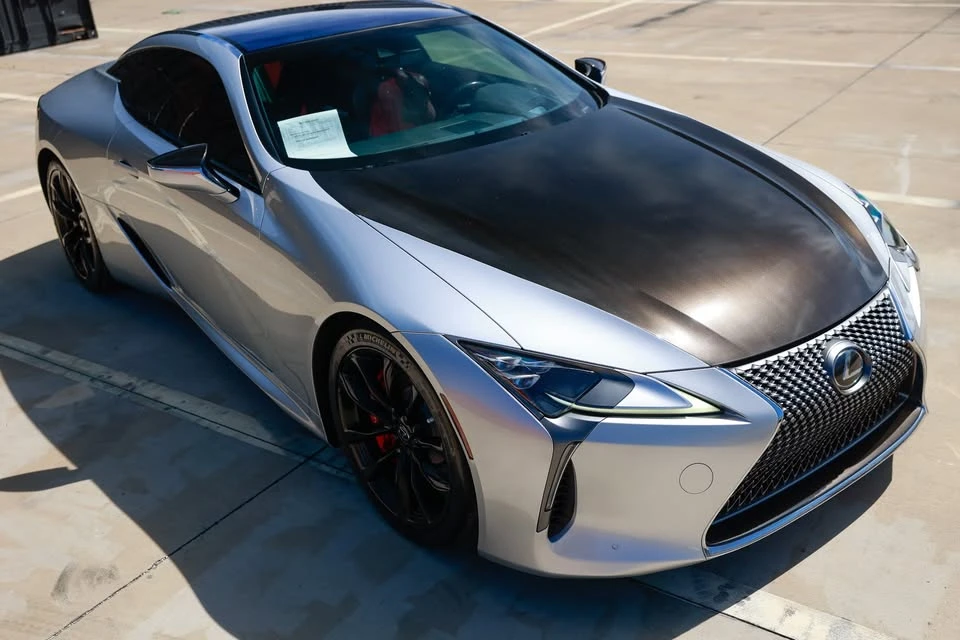 2018 Lexus LC - Image 9 of 14