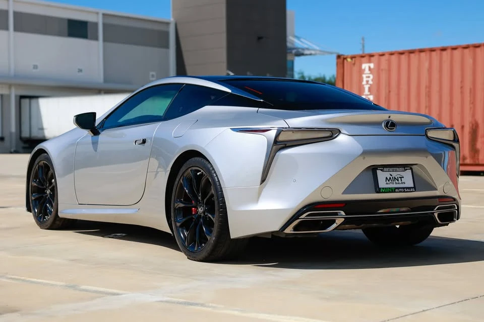 2018 Lexus LC - Image 5 of 14