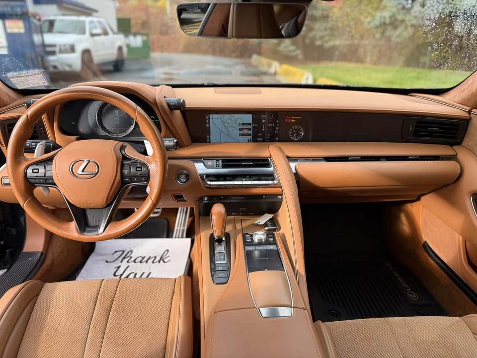2018 Lexus LC - Image 8 of 14