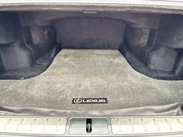 2018 Lexus LS 5th Gen - Image 12 of 20