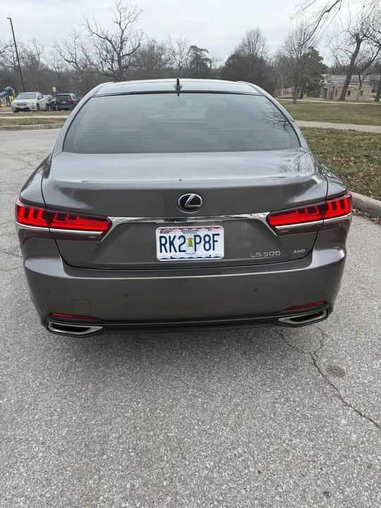 2018 Lexus LS 5th Gen - Image 4 of 20