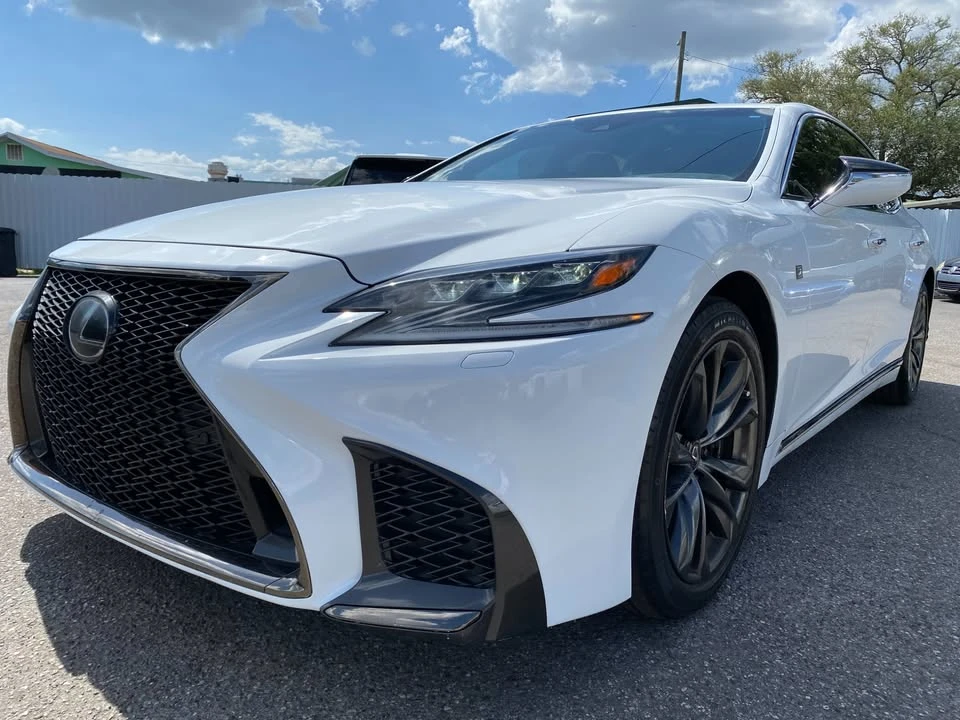 2018 Lexus LS 5th Gen - Image 8 of 20