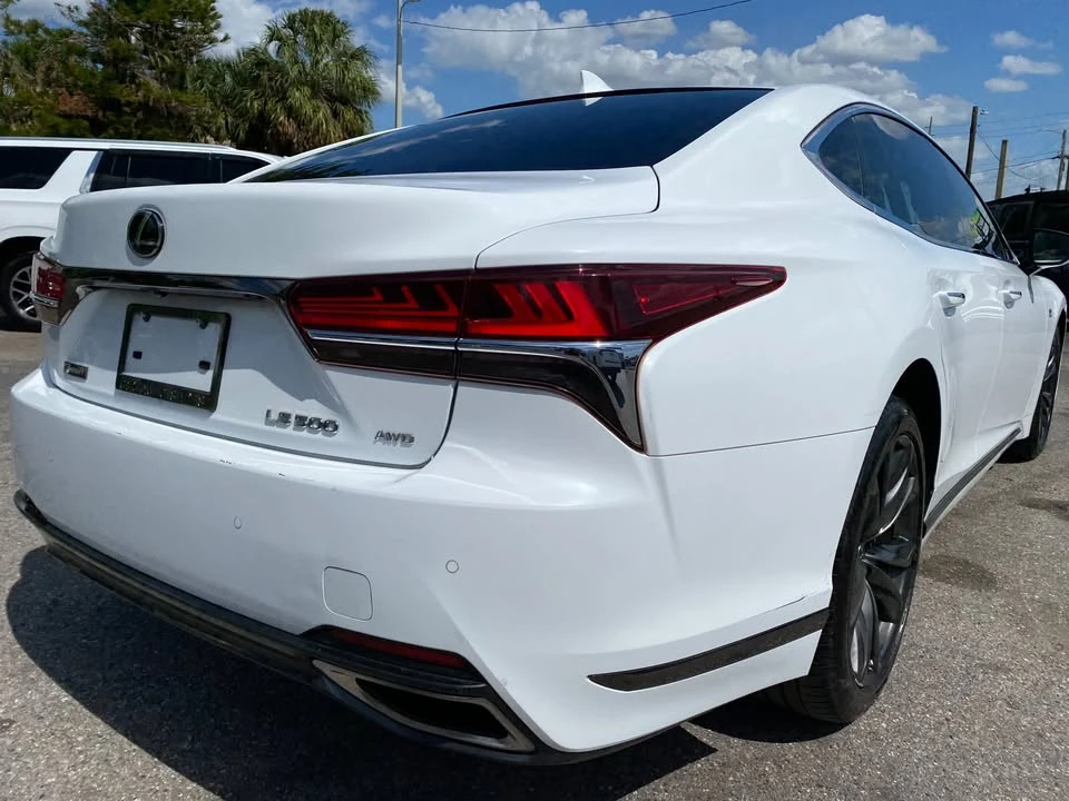 2018 Lexus LS 5th Gen - Image 7 of 20