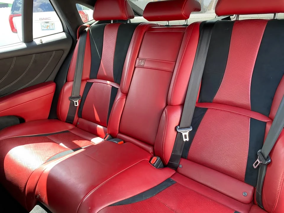 2018 Lexus LS 5th Gen - Image 15 of 20
