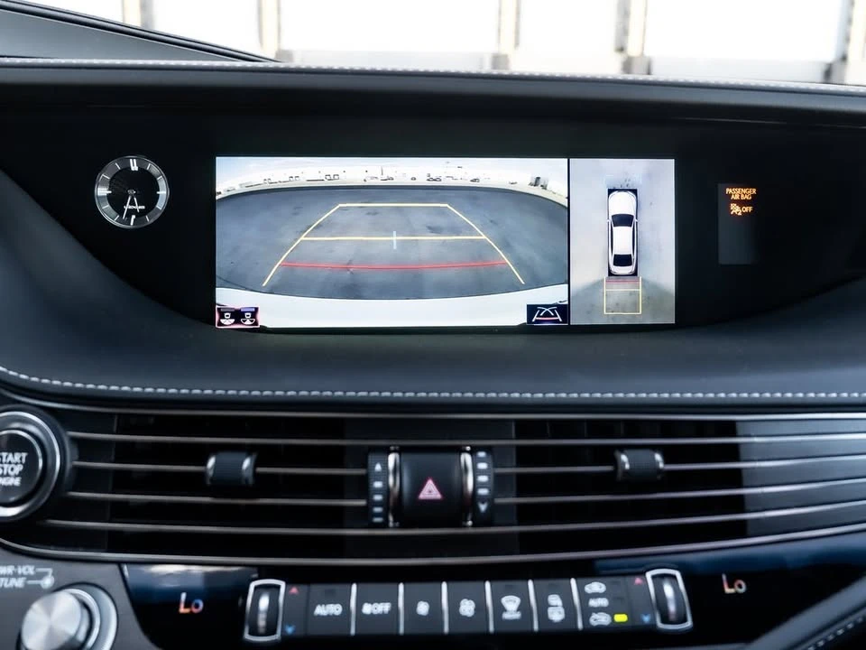 2018 Lexus LS 5th Gen - Image 11 of 16