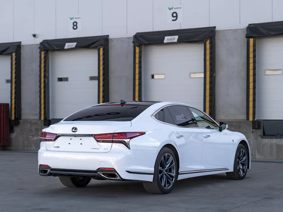 2018 Lexus LS 5th Gen - Image 5 of 16