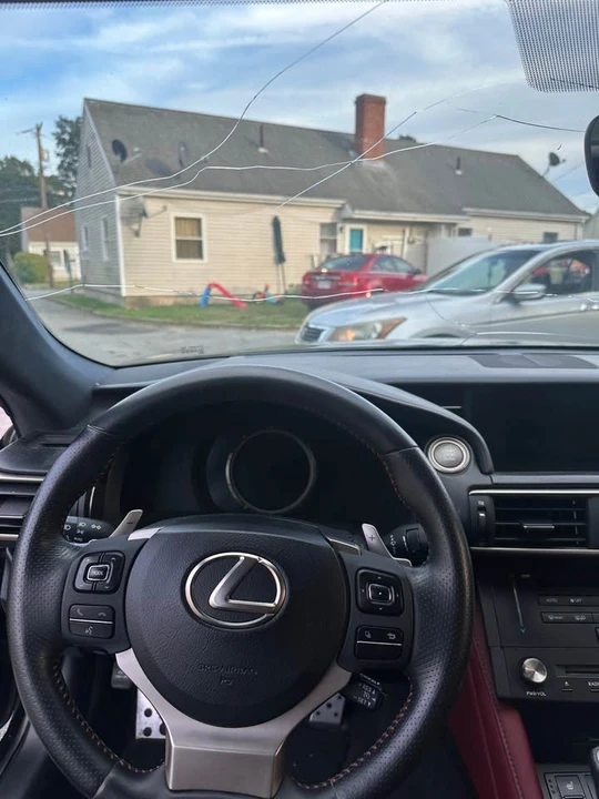 2018 Lexus RC F - Image 15 of 20