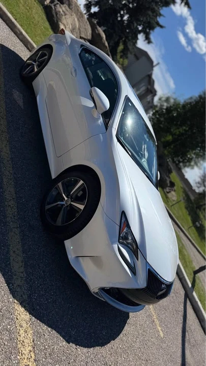 2018 Lexus RC - Image 12 of 13