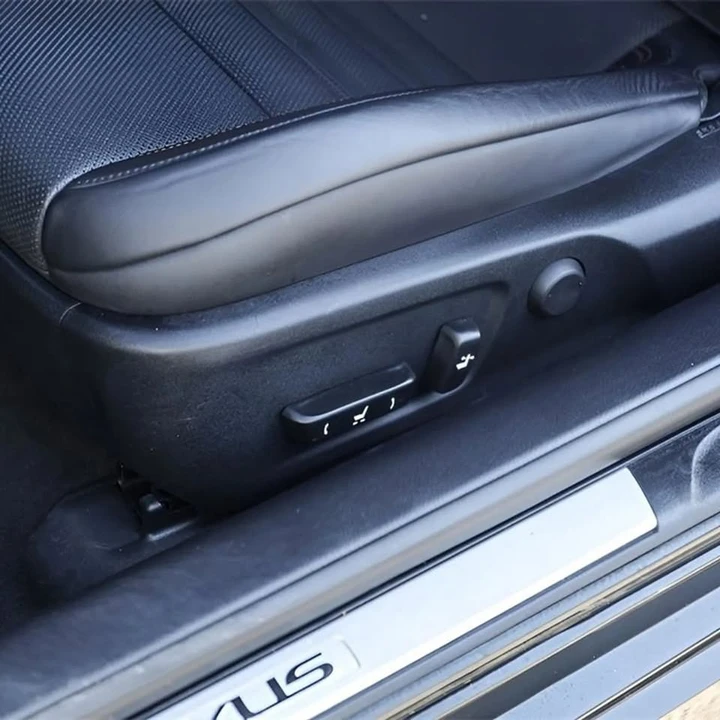 2018 Lexus RC - Image 8 of 20