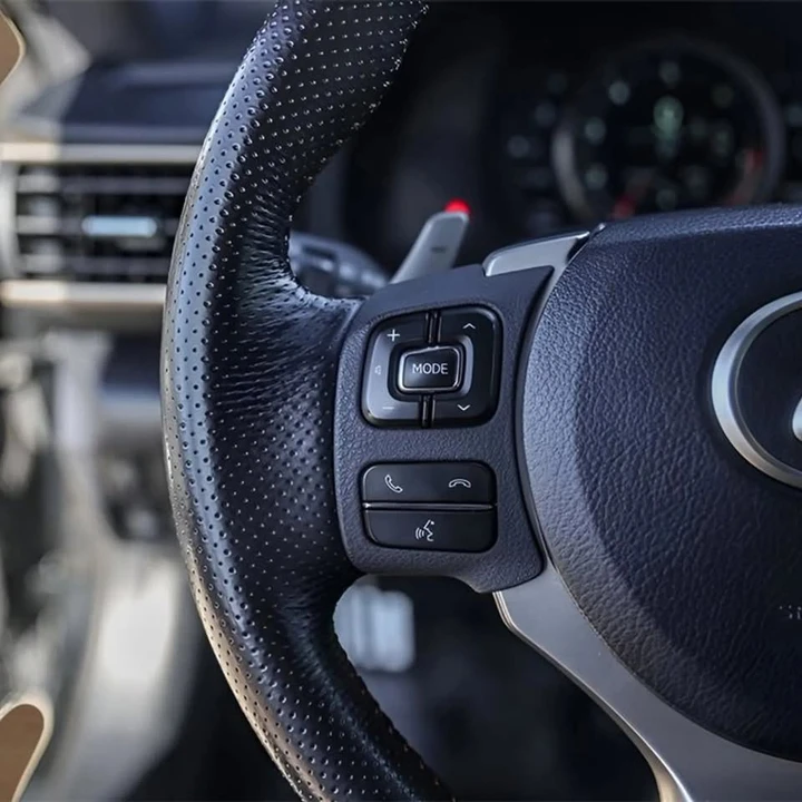 2018 Lexus RC - Image 14 of 20