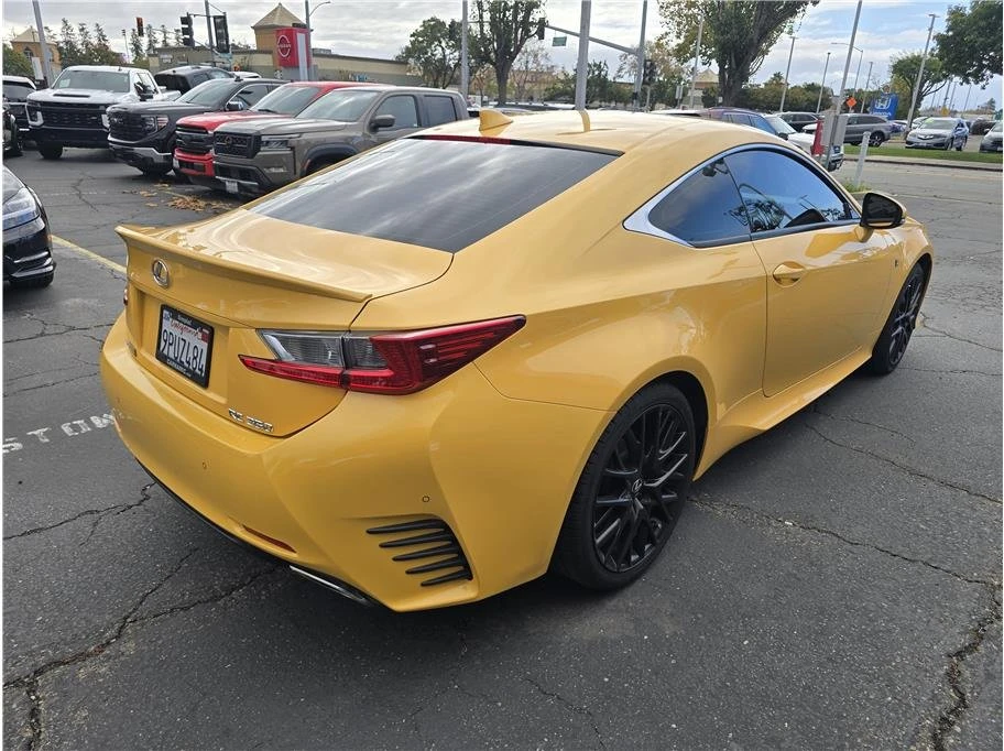 2018 Lexus RC - Image 3 of 6