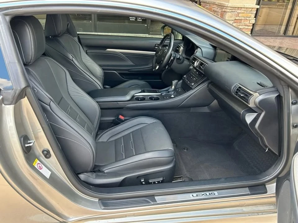 2018 Lexus RC - Image 7 of 15