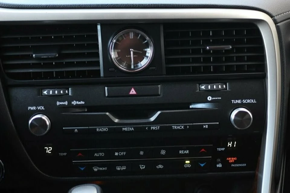 2018 Lexus RX 4th Gen - Image 16 of 20