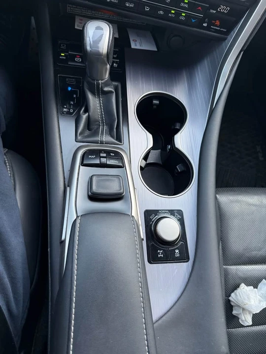 2018 Lexus RX 4th Gen - Image 8 of 14