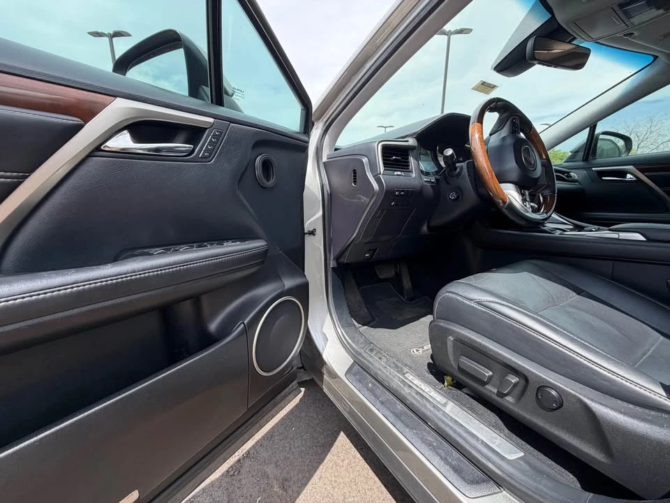 2018 Lexus RX 4th Gen - Image 6 of 8