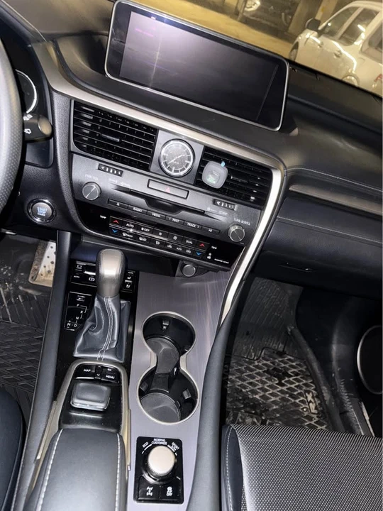 2018 Lexus RX 4th Gen - Image 8 of 11